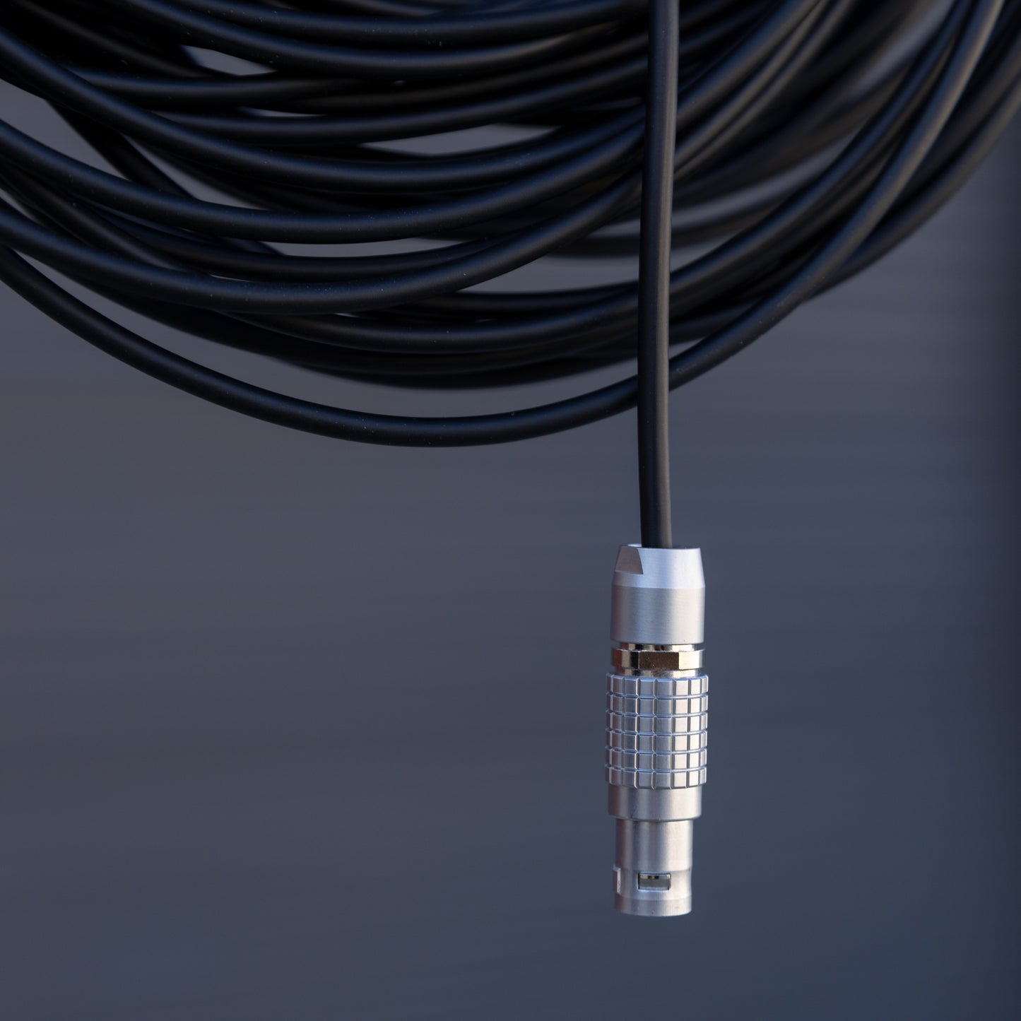 30m DJI CANBUS Extension Cable ‣ Control Deck + Master Wheels + Force Pro to DJI High-Bright Remote Monitor